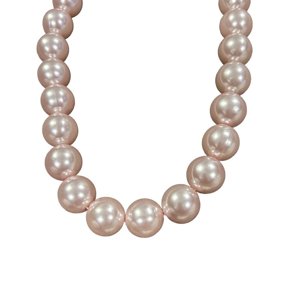 Pale Pink Faux Pearl Necklace by Stephan & Co. - Picture 3 of 8